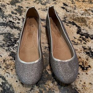 Bandolino, Manderio Sparkle Glitter Slip on Flats Women's Size 9 M